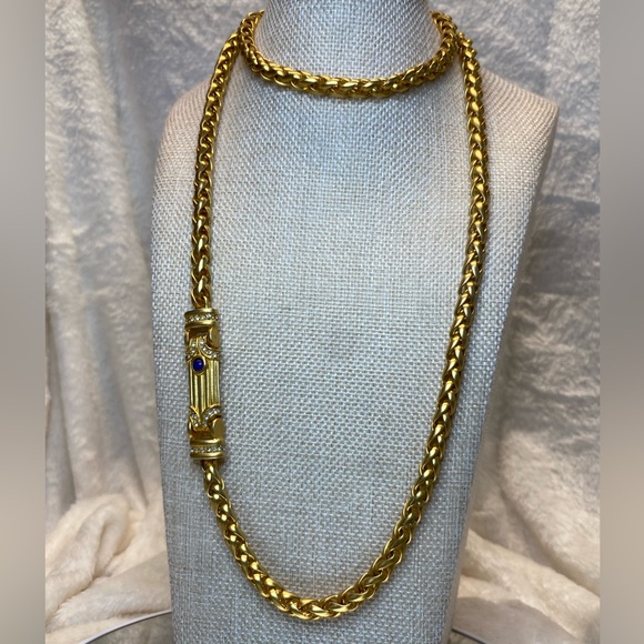 Vintage Matte Gold Tone Wheat Chain
Necklace W/ Rhinestone on Bar Pendant 36” - Picture 5 of 14